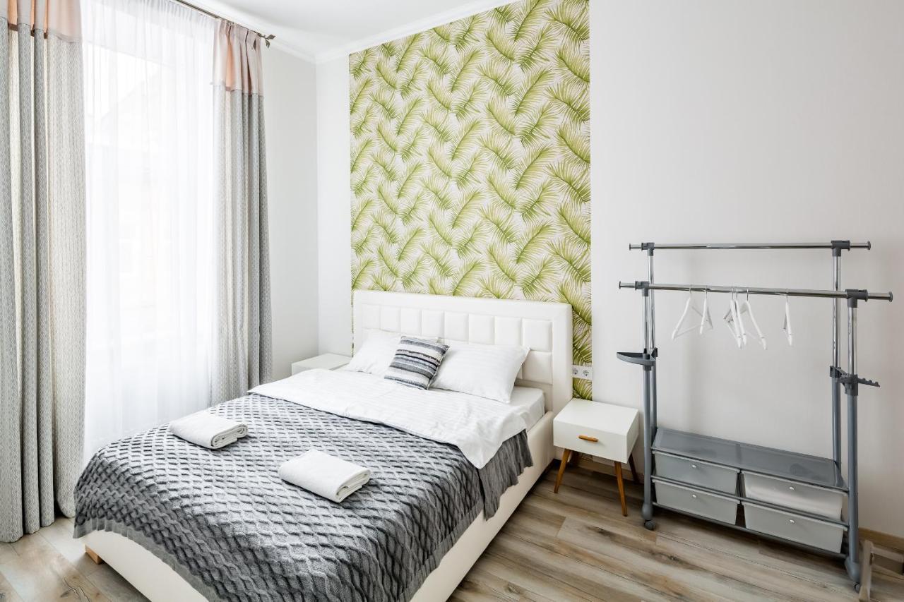 Old Town Cosy Apartment Lviv Extérieur photo